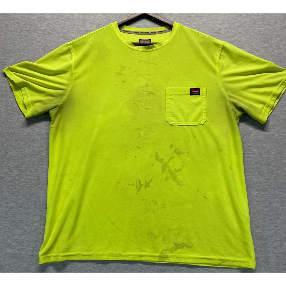 Wrangler Workwear Pocket T-Shirt Mens XL (46-48) Neon Yellow Short Sleeve Casual